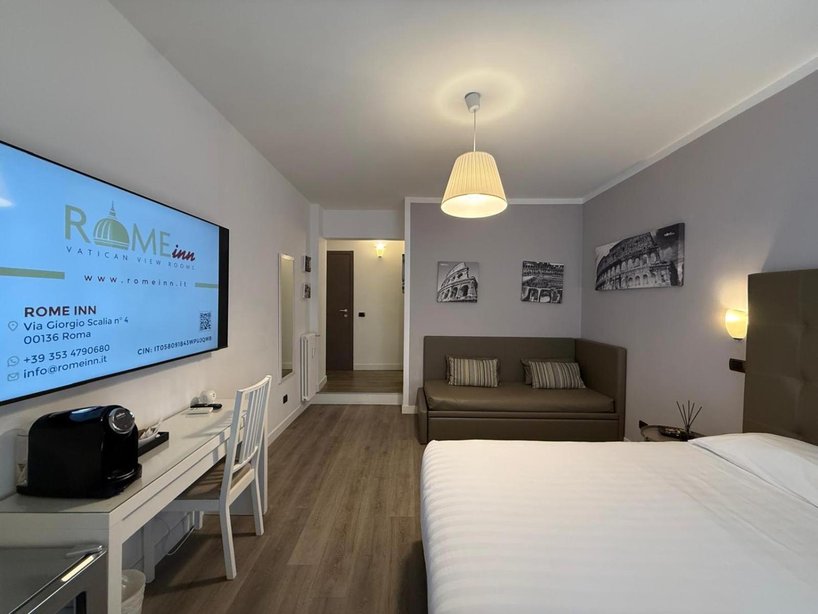 Triple Room